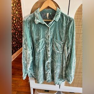 Anthropologie PILCRO Velvet Button-Up Shirt in Teal